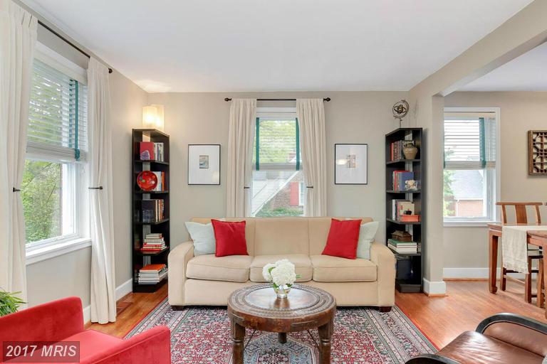 118 HILTON STREET, Alexandria, VA 22314