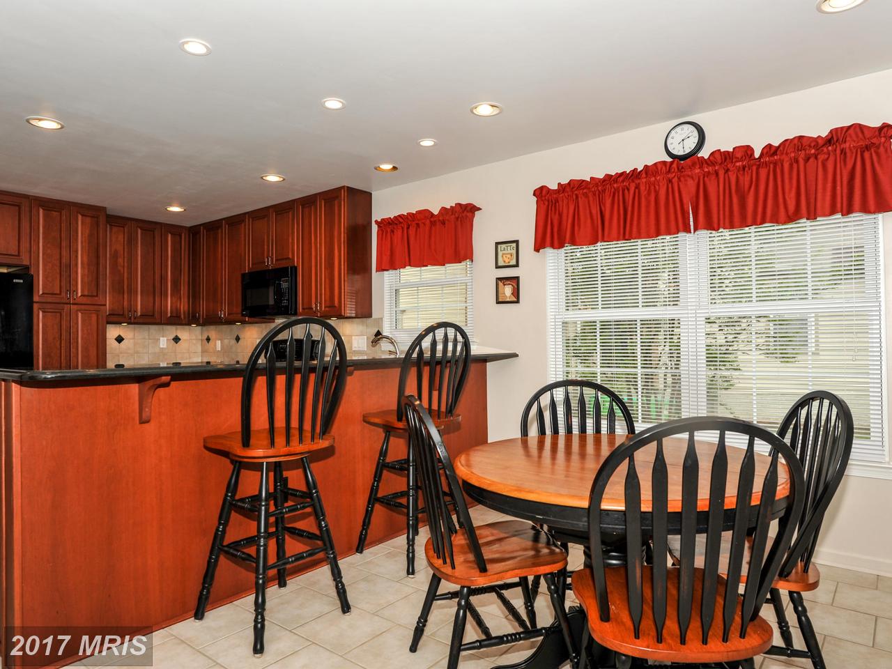 5401 CASTLE BAR LN, Alexandria, VA 22315