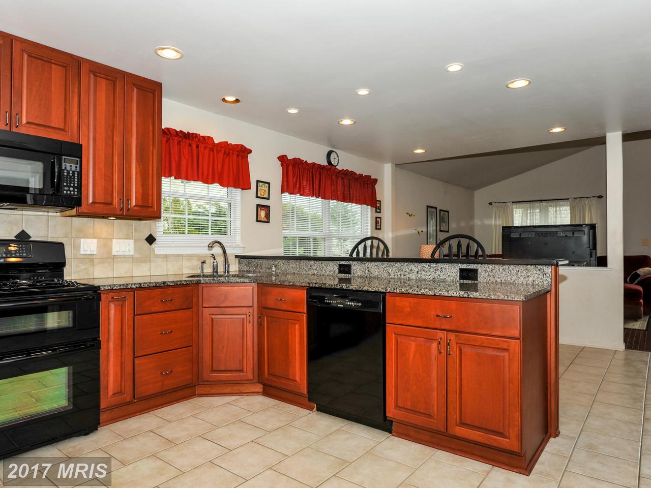 5401 CASTLE BAR LN, Alexandria, VA 22315