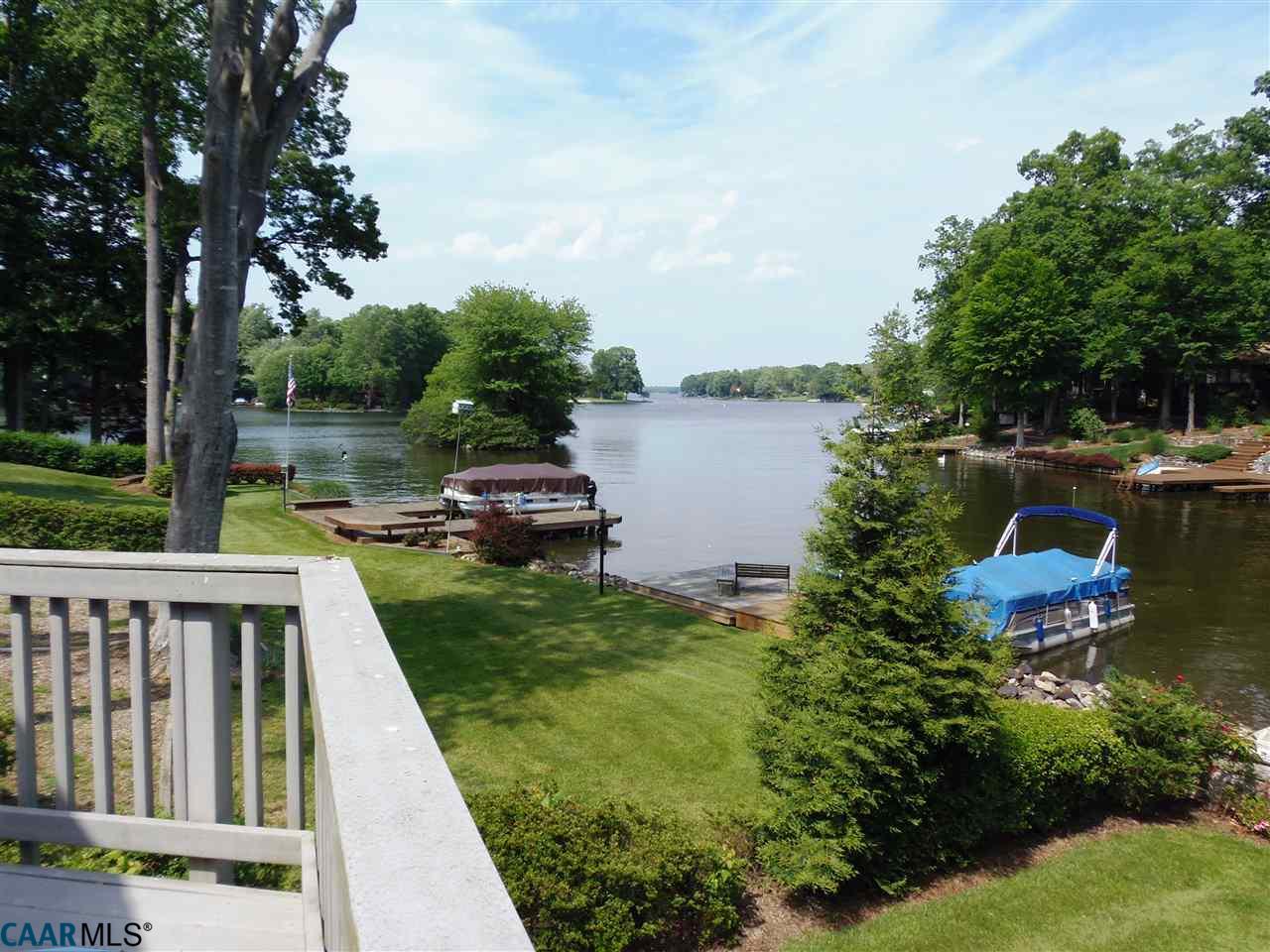 100 HARBOURVIEW DR, Locust Grove, VA 22508