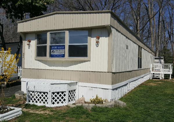 Hidden Valley MHP 22 Draper CircleStafford, VA 22554