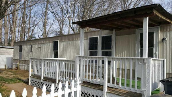 Hidden Valley MHP 22 Draper CircleStafford, VA 22554