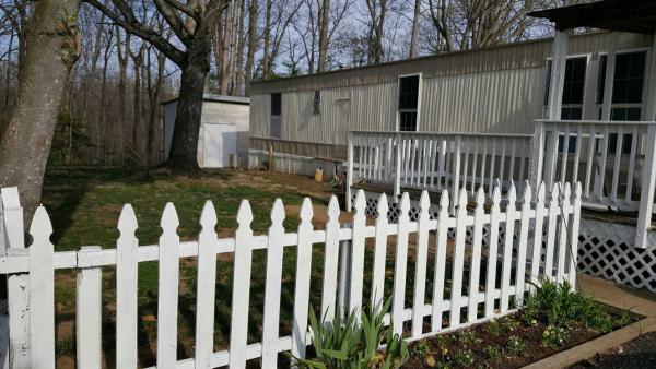 Hidden Valley MHP 22 Draper CircleStafford, VA 22554