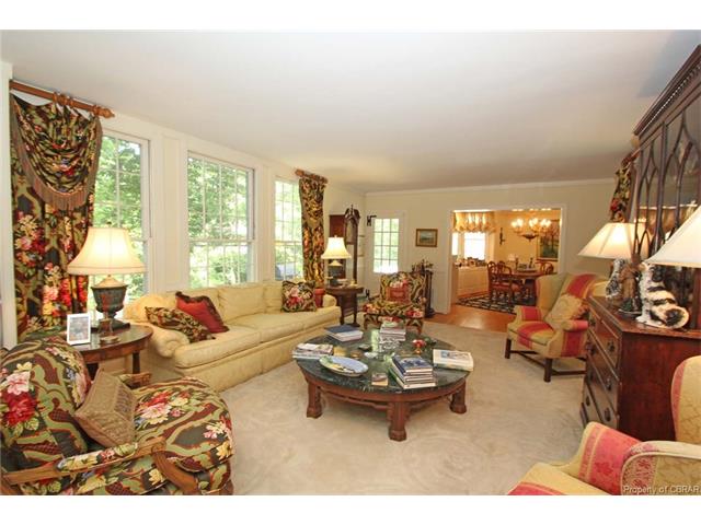 72 Golf Course Drive, Weems, VA 22576
