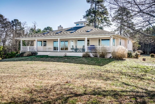 924 Indian Town Road, Weems, VA 22576
