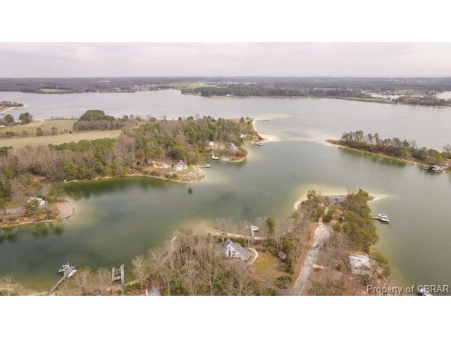 113 Gougher Point Road, Wicomico Church, VA 22579