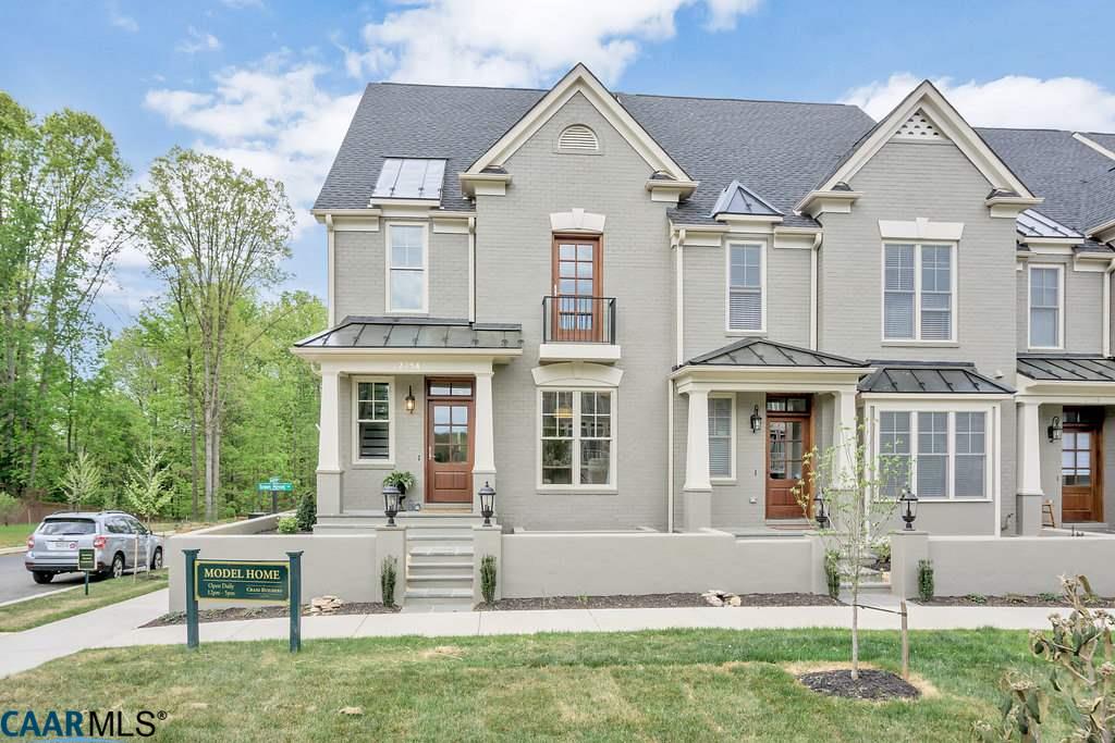 2765 TOWN MEWS LN, Charlottesville, VA 22901