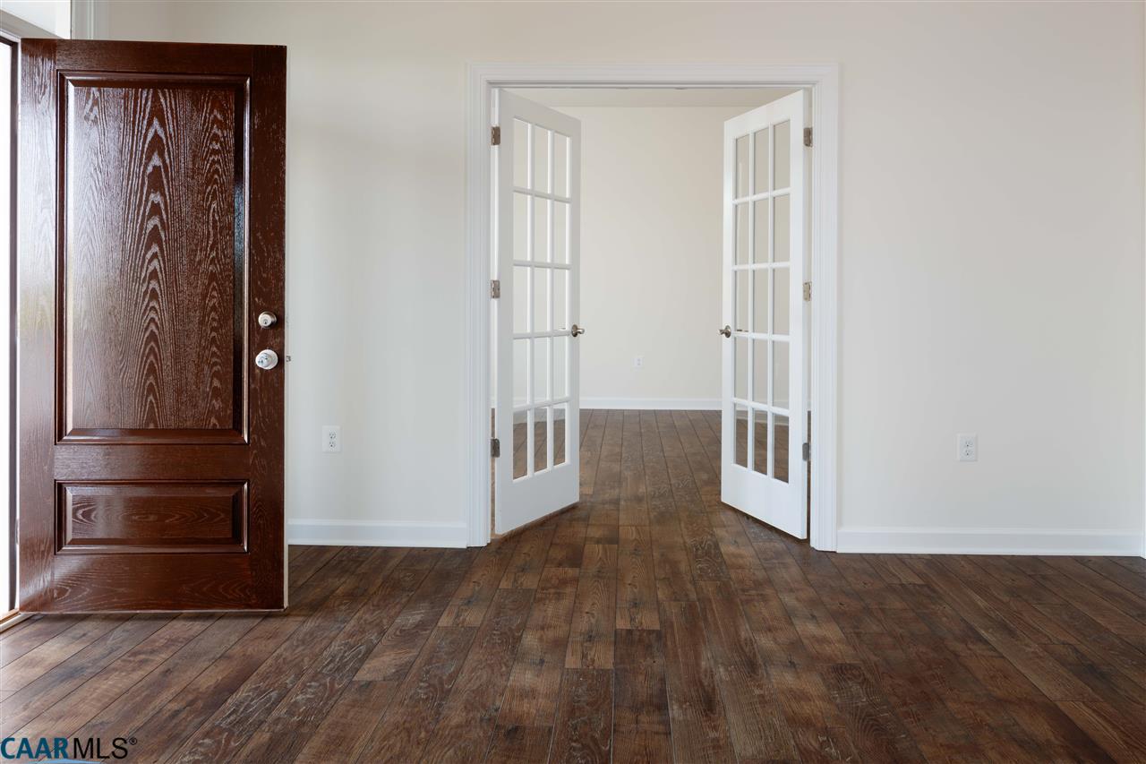 2097 ASPEN DR, Charlottesville, VA 22911