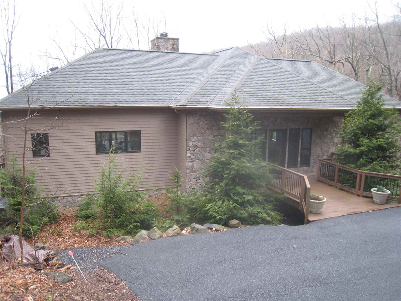 39 PITCHER PLANT LN, Wintergreen, VA 22958
