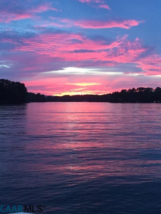 7 DEEPWATER PT, Palmyra, VA 22963