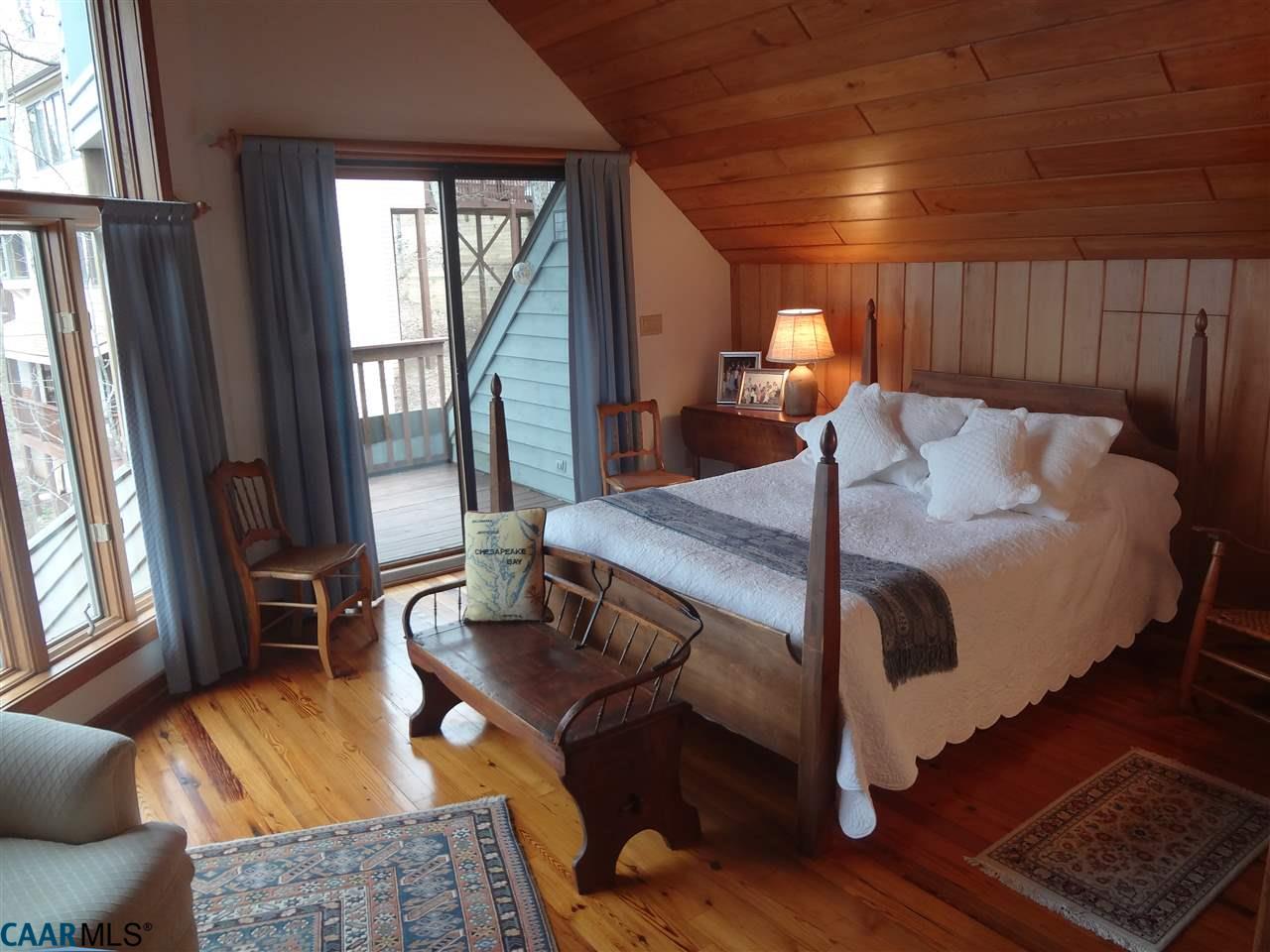 305 CRAWFORDS EDGE, Roseland, VA 22967