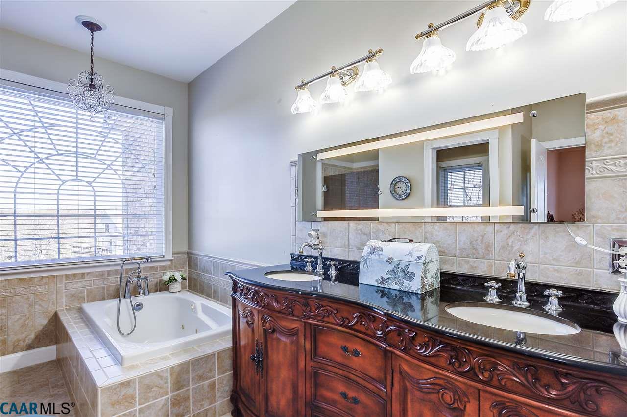 283 LONDON CT, Ruckersville, VA 22968