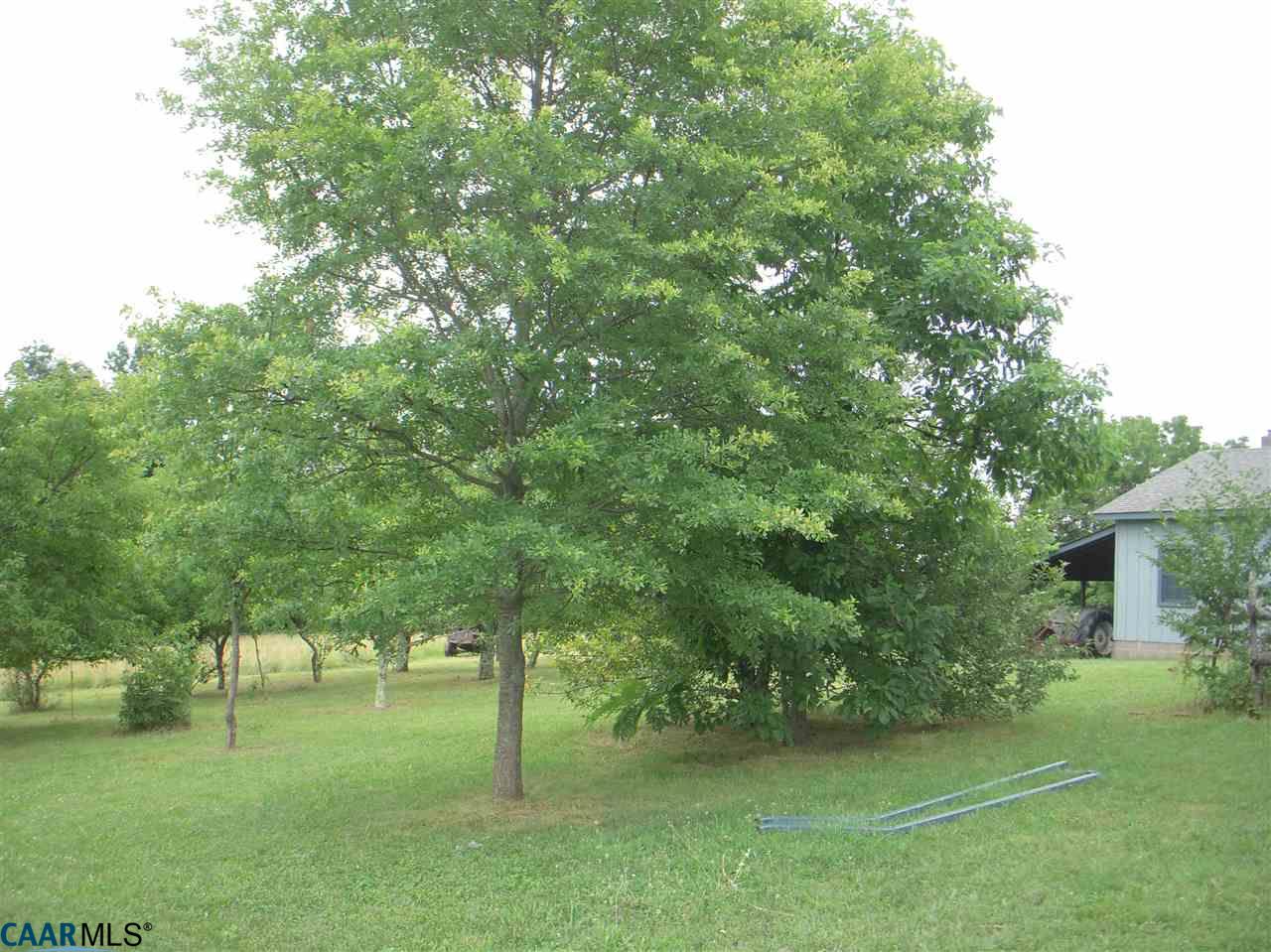 76Ragland Rd, Stanardsville, VA 22973