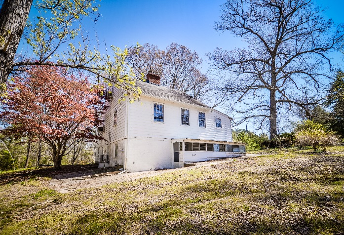 13308 W River RdAylett, VA, 23009King William County