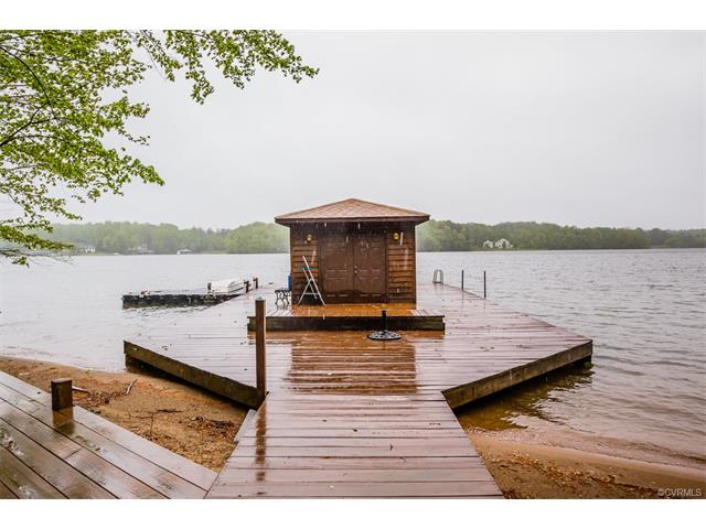 149 Jerdone Island Drive, Louisa, VA 23024
