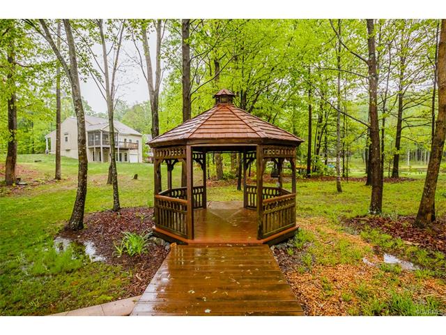 149 Jerdone Island Drive, Louisa, VA 23024