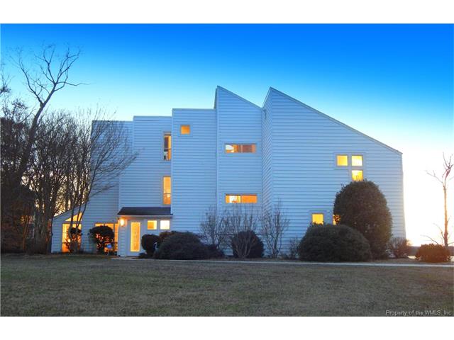 1100 Colony Trail, Lanexa, VA 23089