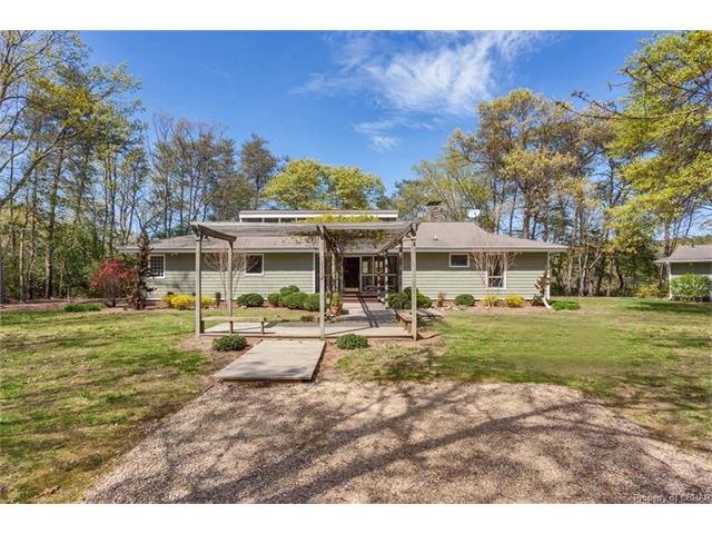 1112 Bennett Farm Road, Locust Hill, VA 23092