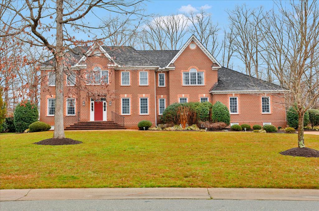 2113 Worchester Rd, Midlothian, VA 23113