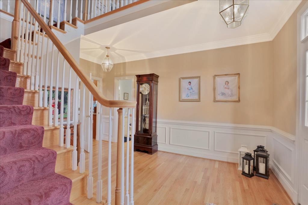 2113 Worchester Rd, Midlothian, VA 23113