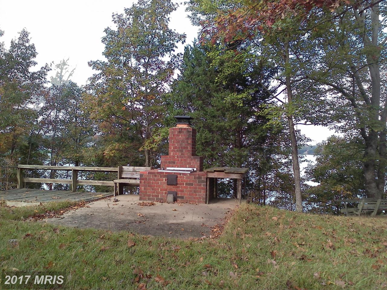 853 ANNA COVES BLVD, Mineral, VA 23117