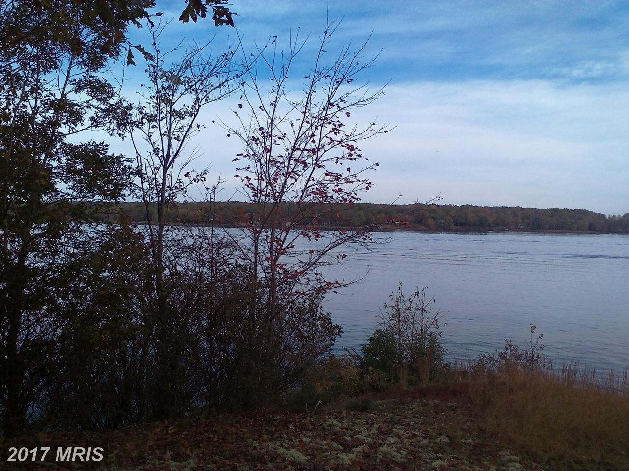 853 ANNA COVES BLVD, Mineral, VA 23117