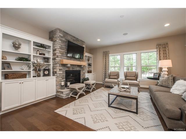 15501Hidden Falls Dr, Moseley, VA 23120