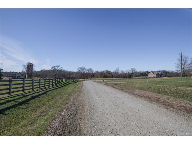 2301 Barley Farms Ln, Powhatan, VA 23139