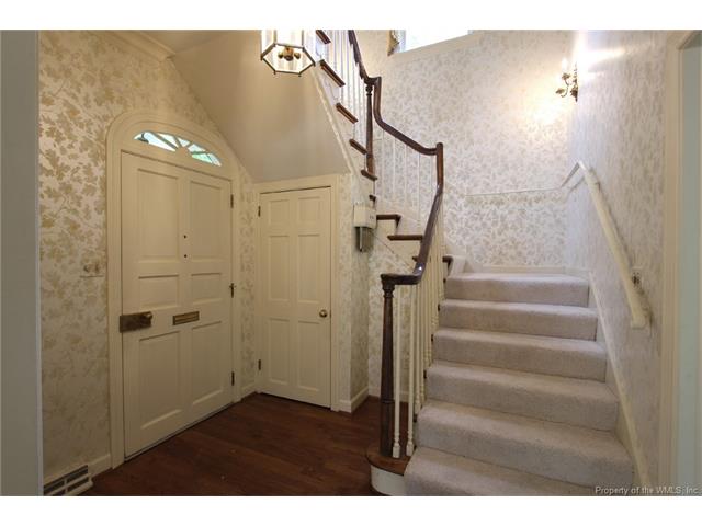 512 South England Street, Williamsburg, VA 23185