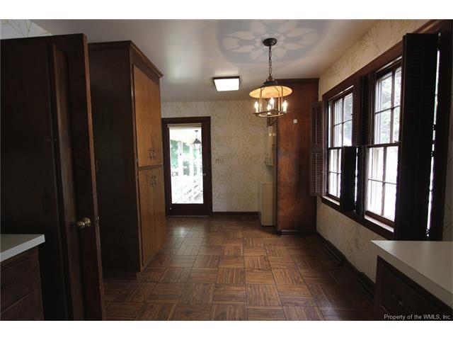 512 South England Street, Williamsburg, VA 23185