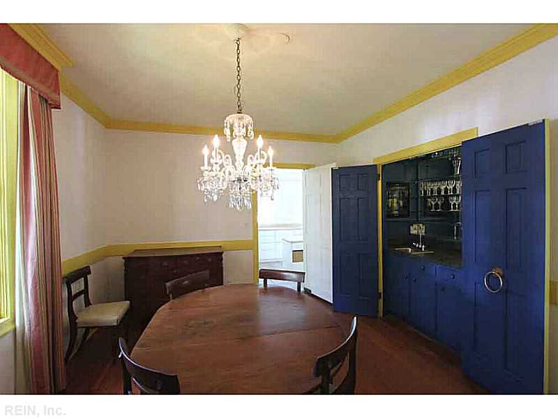 700 GOODWIN ST, Williamsburg, VA 23185