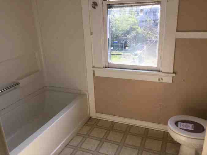 1407 Oakwood AveRichmond, VA, 23223Richmond City County