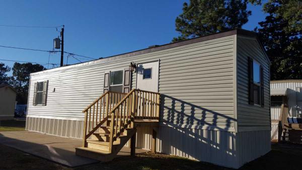 Homecrest MHC 812 Marigold CtChesapeake, VA 23324