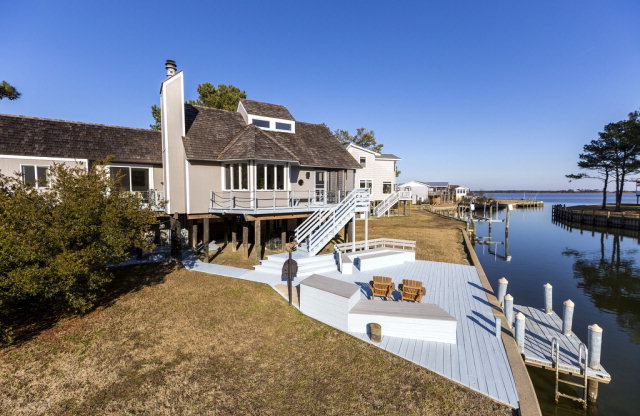 5295 HIBISCUS DR, Chincoteague, VA 23336