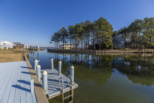 5295 HIBISCUS DR, Chincoteague, VA 23336