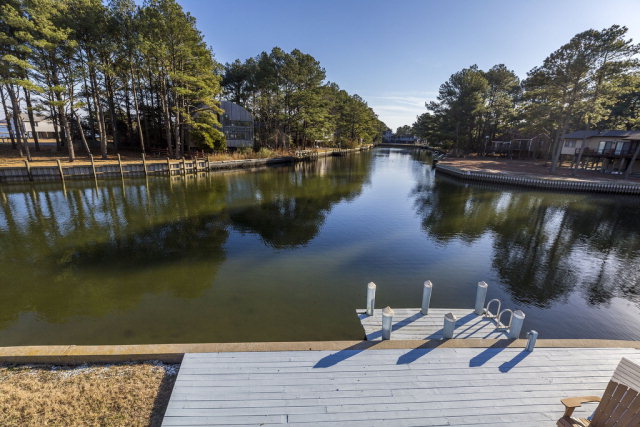 5295 HIBISCUS DR, Chincoteague, VA 23336