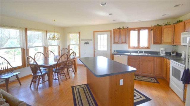 4381 SALT MARSH LN, Chincoteague, VA 23336