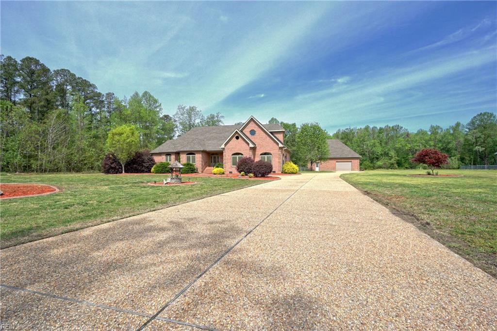 5330 QUAKER DR, Suffolk, VA 23437