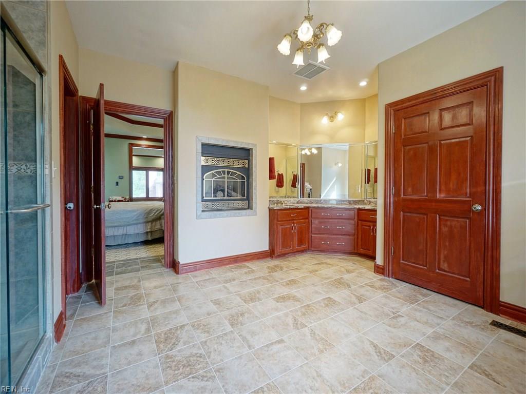 5330 QUAKER DR, Suffolk, VA 23437