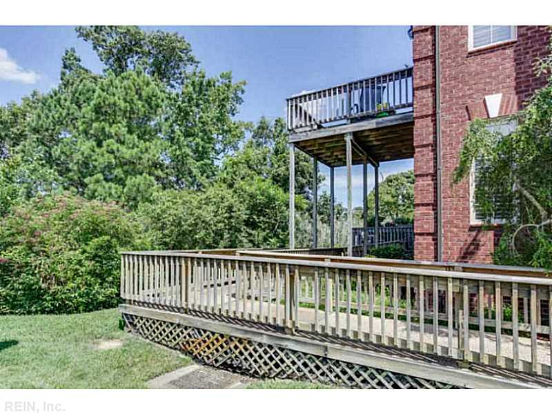 3200 HUNTWICK LN, Virginia Beach, VA 23451