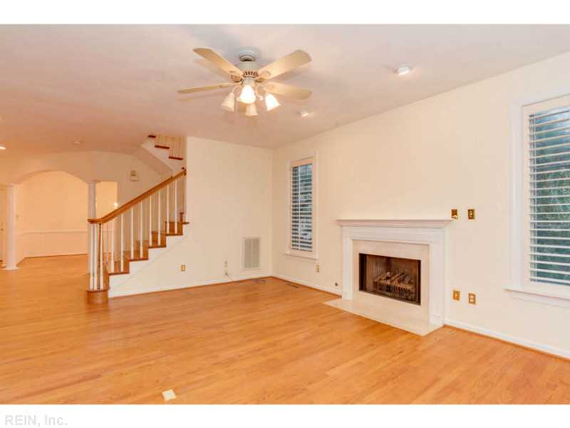 3200 HUNTWICK LN, Virginia Beach, VA 23451