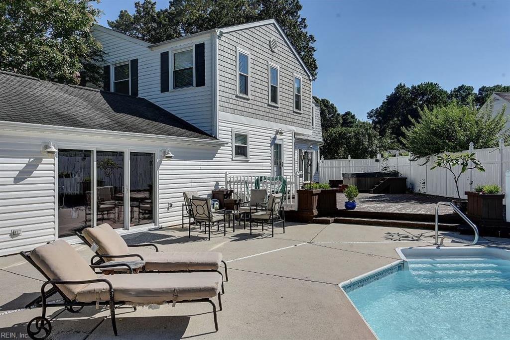 1100 BAY COLONY DR, Virginia Beach, VA 23451