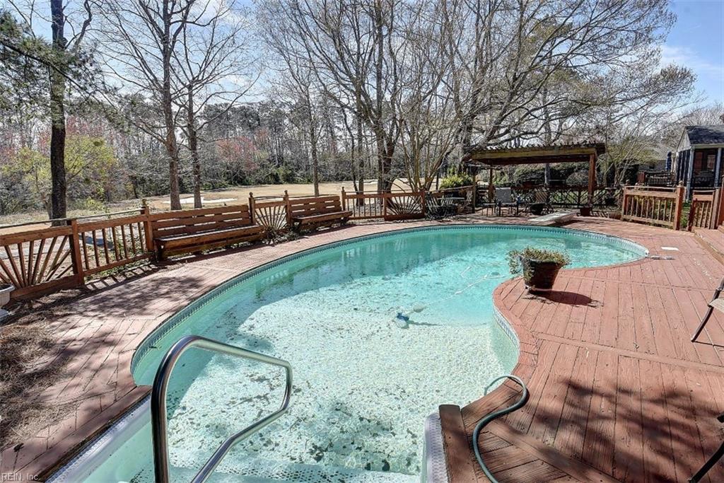 1620 DEY COVE DR, Virginia Beach, VA 23454