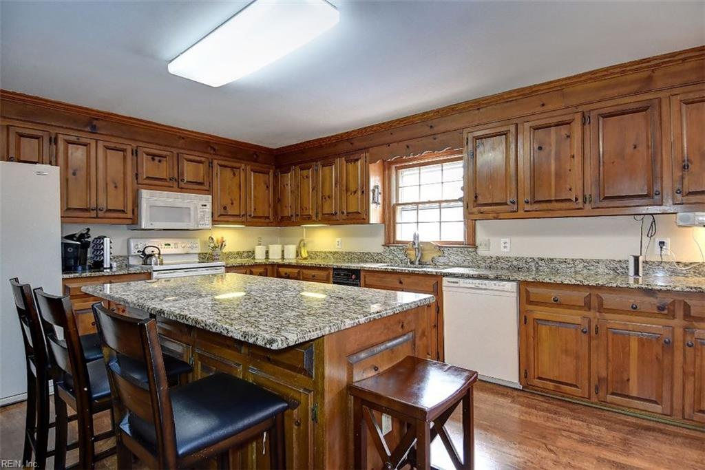 1620 DEY COVE DR, Virginia Beach, VA 23454