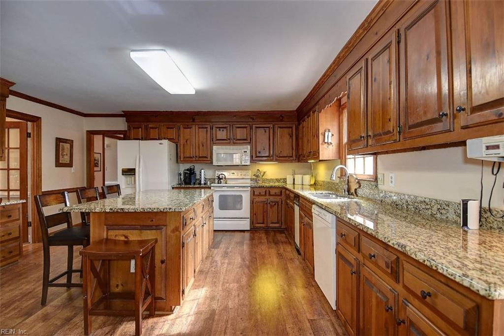 1620 DEY COVE DR, Virginia Beach, VA 23454