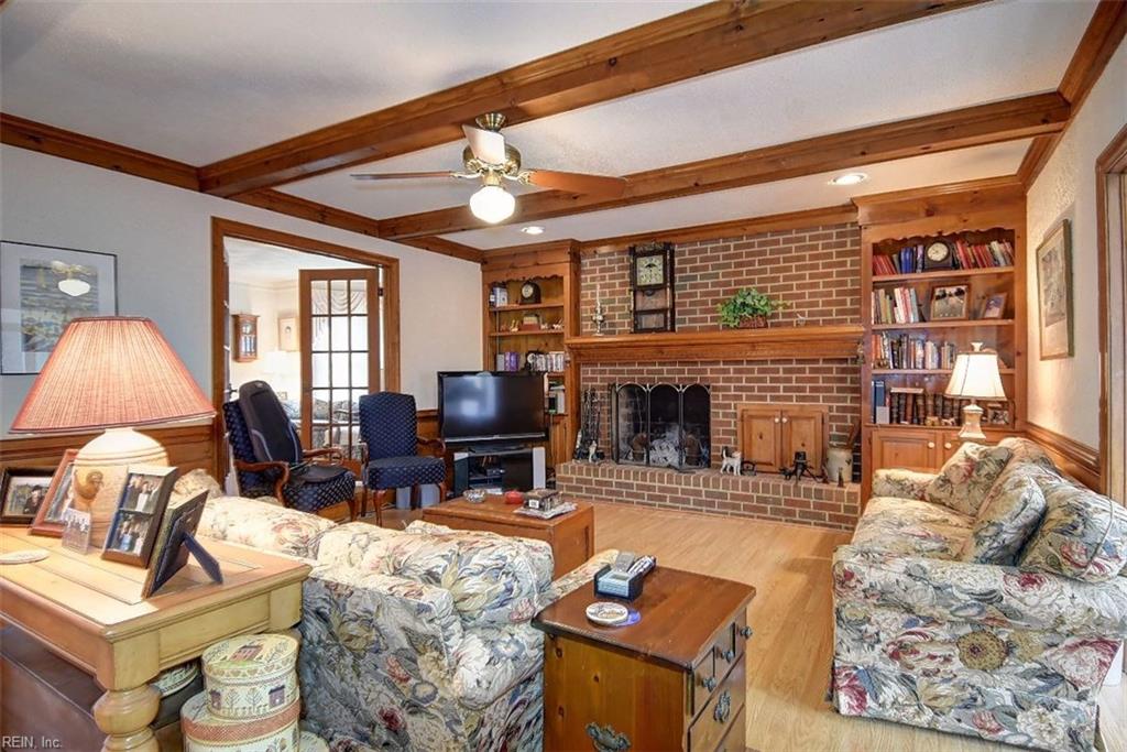 1620 DEY COVE DR, Virginia Beach, VA 23454
