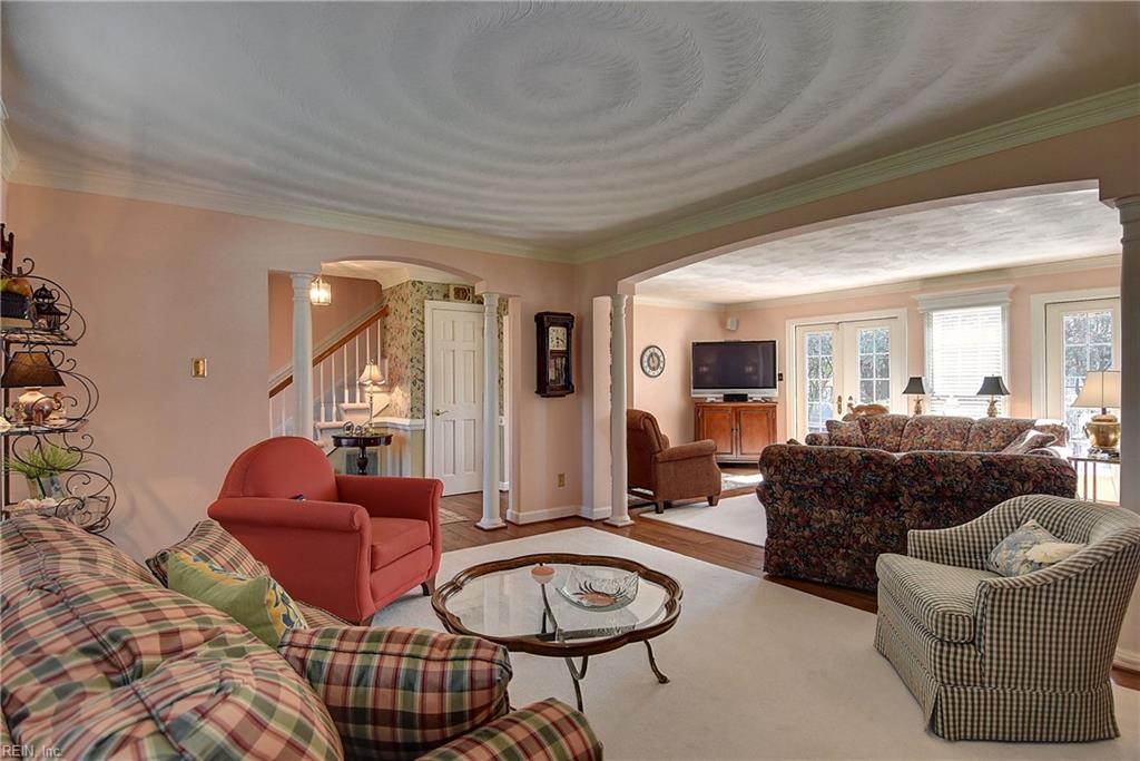 1973 IRISH BANK DR, Virginia Beach, VA 23454