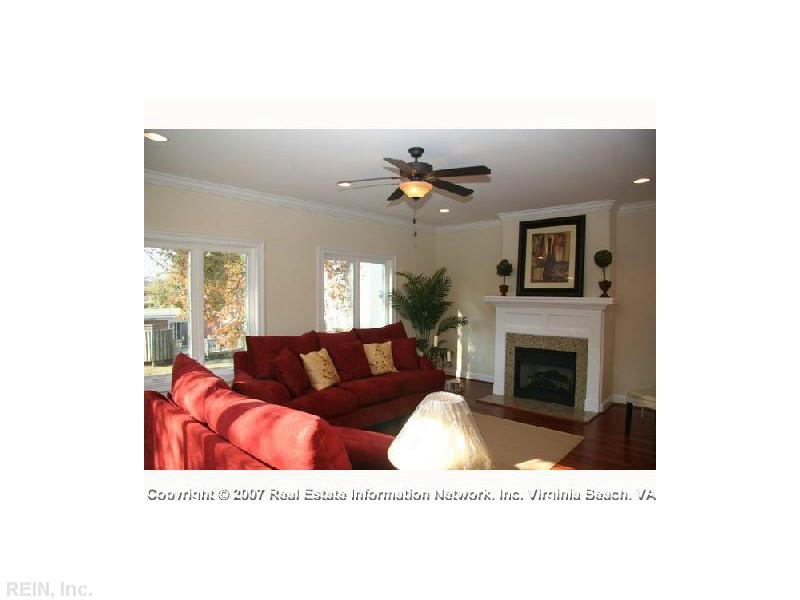 4820 BEL AIR LN, Virginia Beach, VA 23455