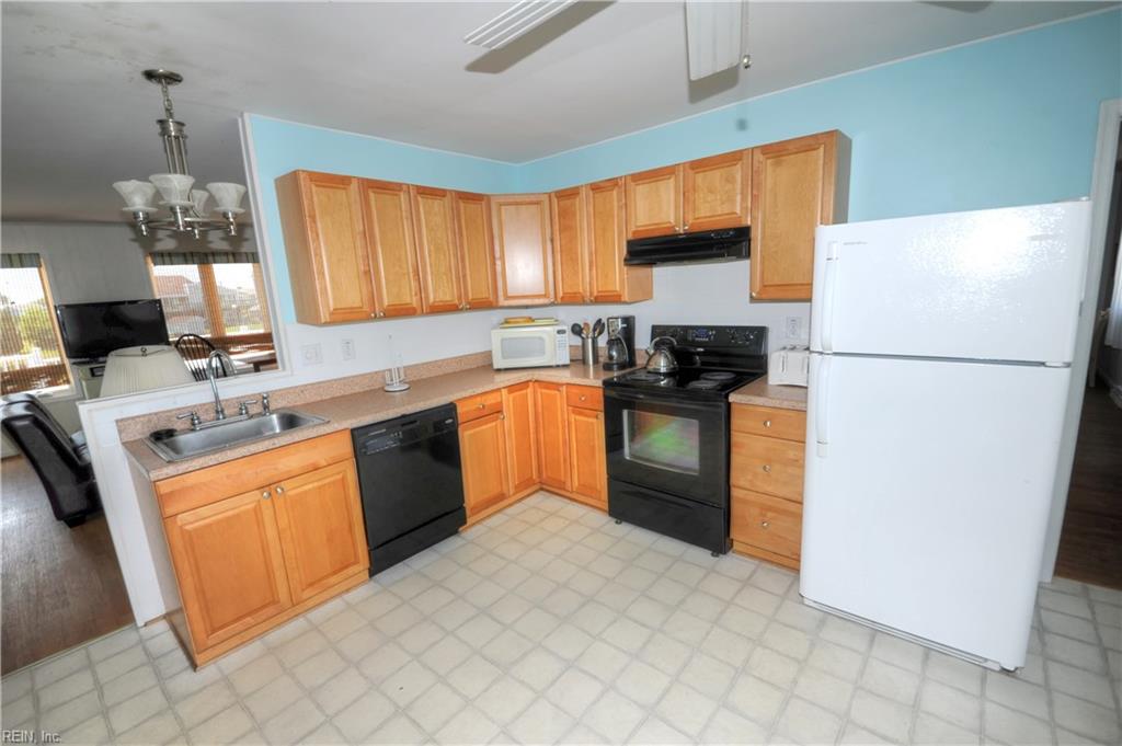 309 BACK BAY CRES, Virginia Beach, VA 23456