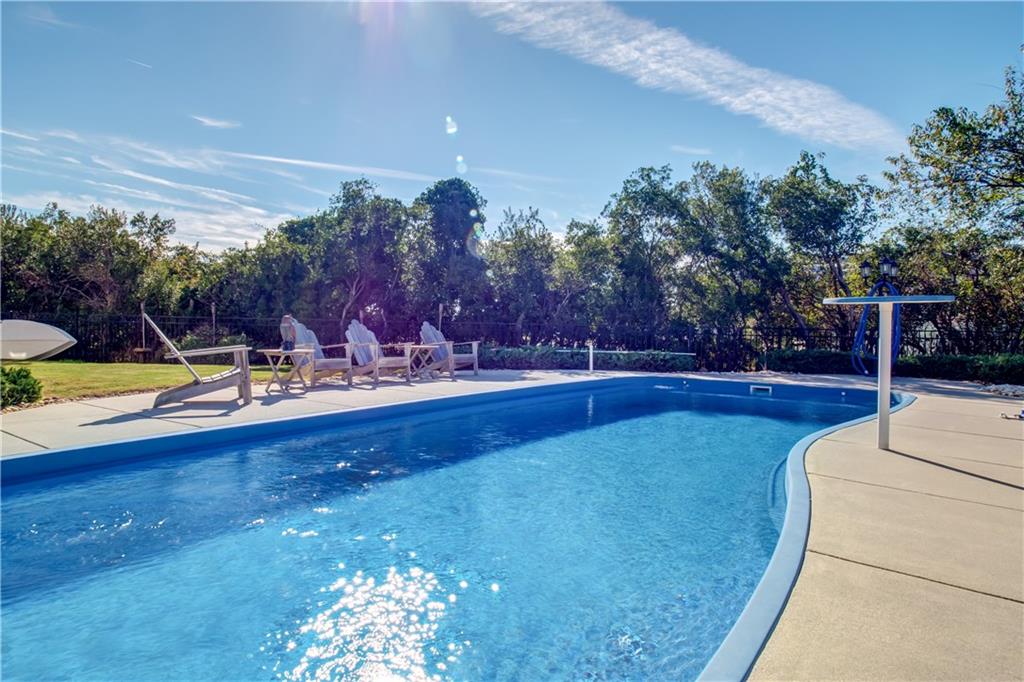 9358 BAY POINT DR, Norfolk, VA 23518